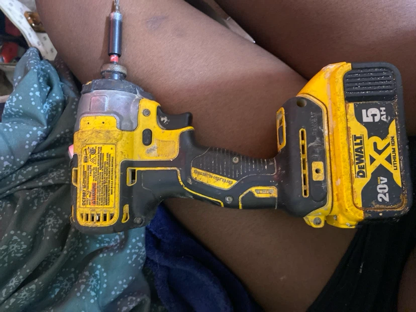 DEWALT DCF887 20V Max Brushless Impact Driver