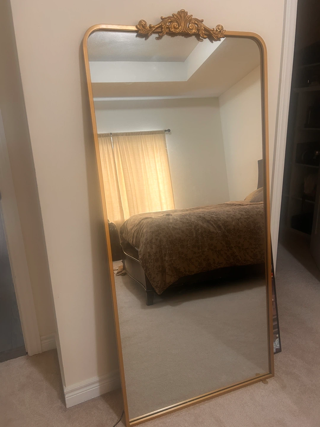 Gold Full-Length Floor Mirror 🏈