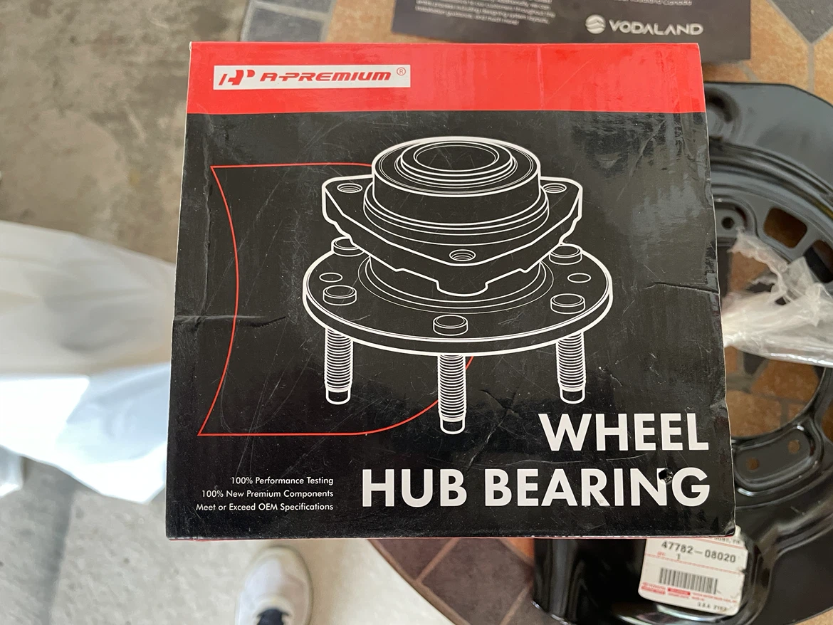 2002-2005 Toyota Camry Wheel Bearing / Brake Shield