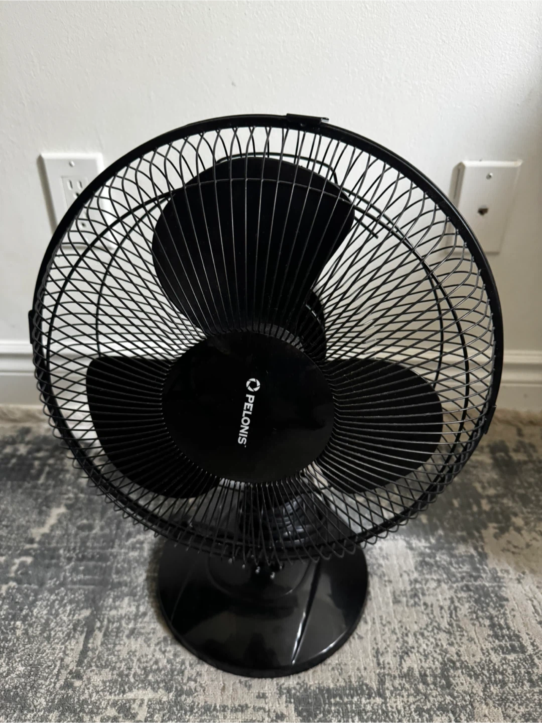 Pelonis Black Table Fan