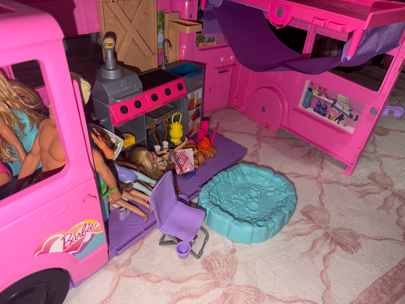Barbie Dream Camper Playset - photo 2