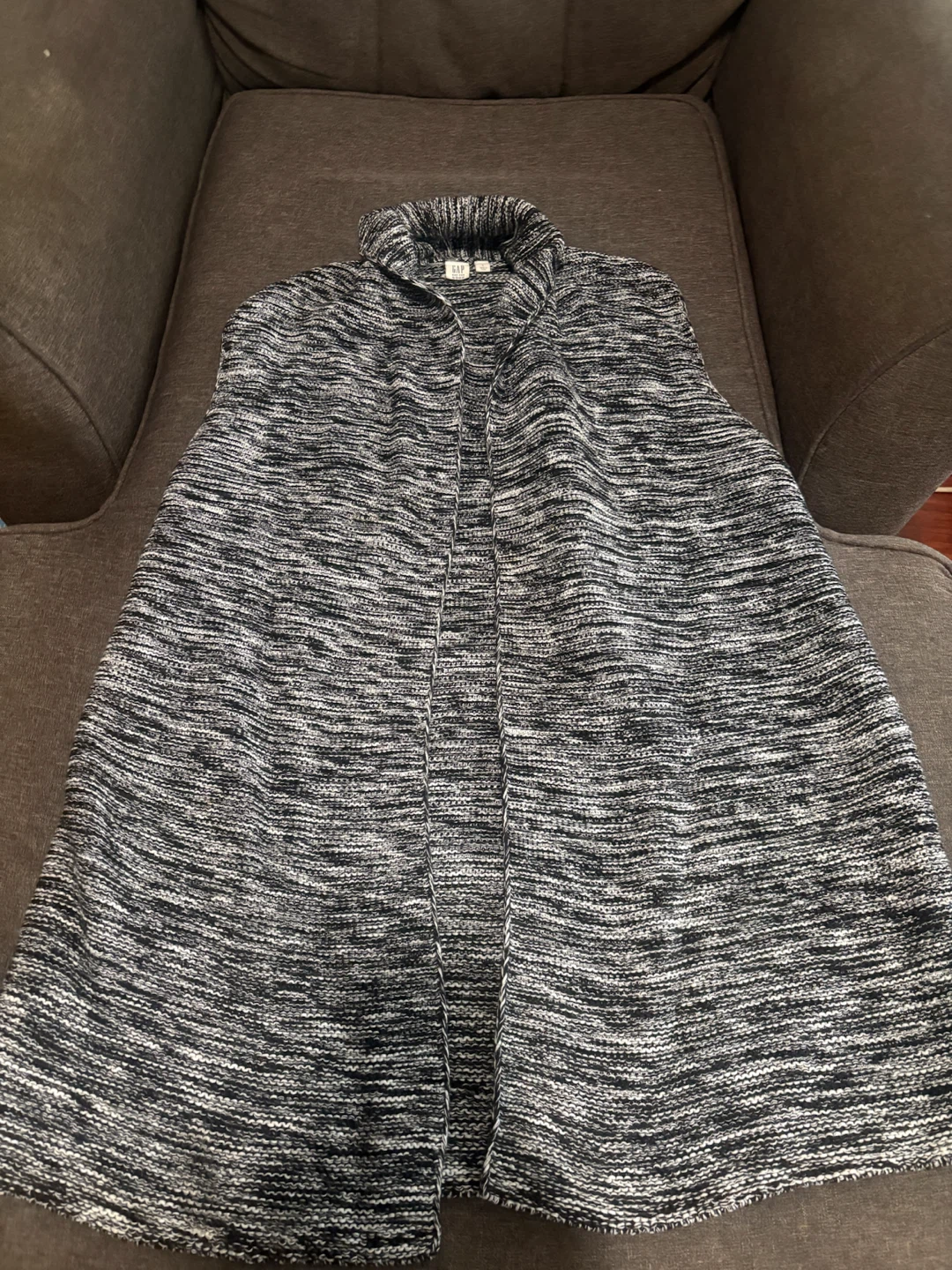 🏈 Gap Knit Vest color black & white Large - photo 2