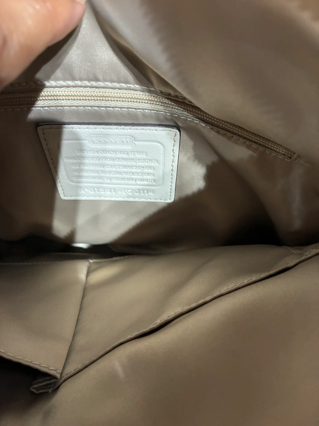 Brand new Coach cream leather crossbody bag - photo 5