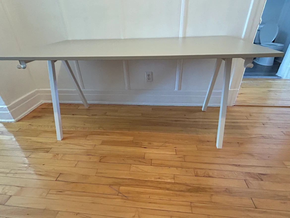 Large grey desk with bag hooks - photo 2