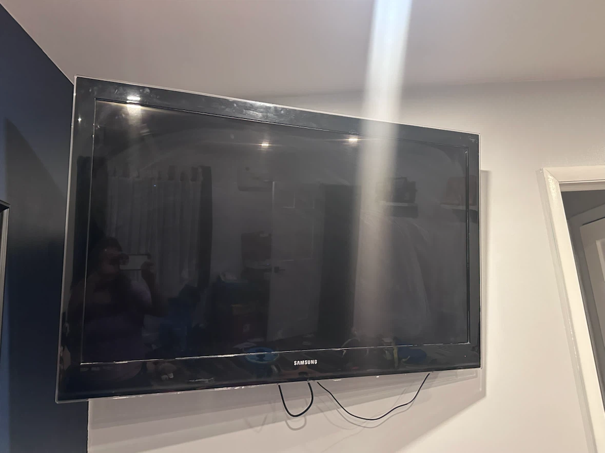 Samsung 52-inch LCD Television