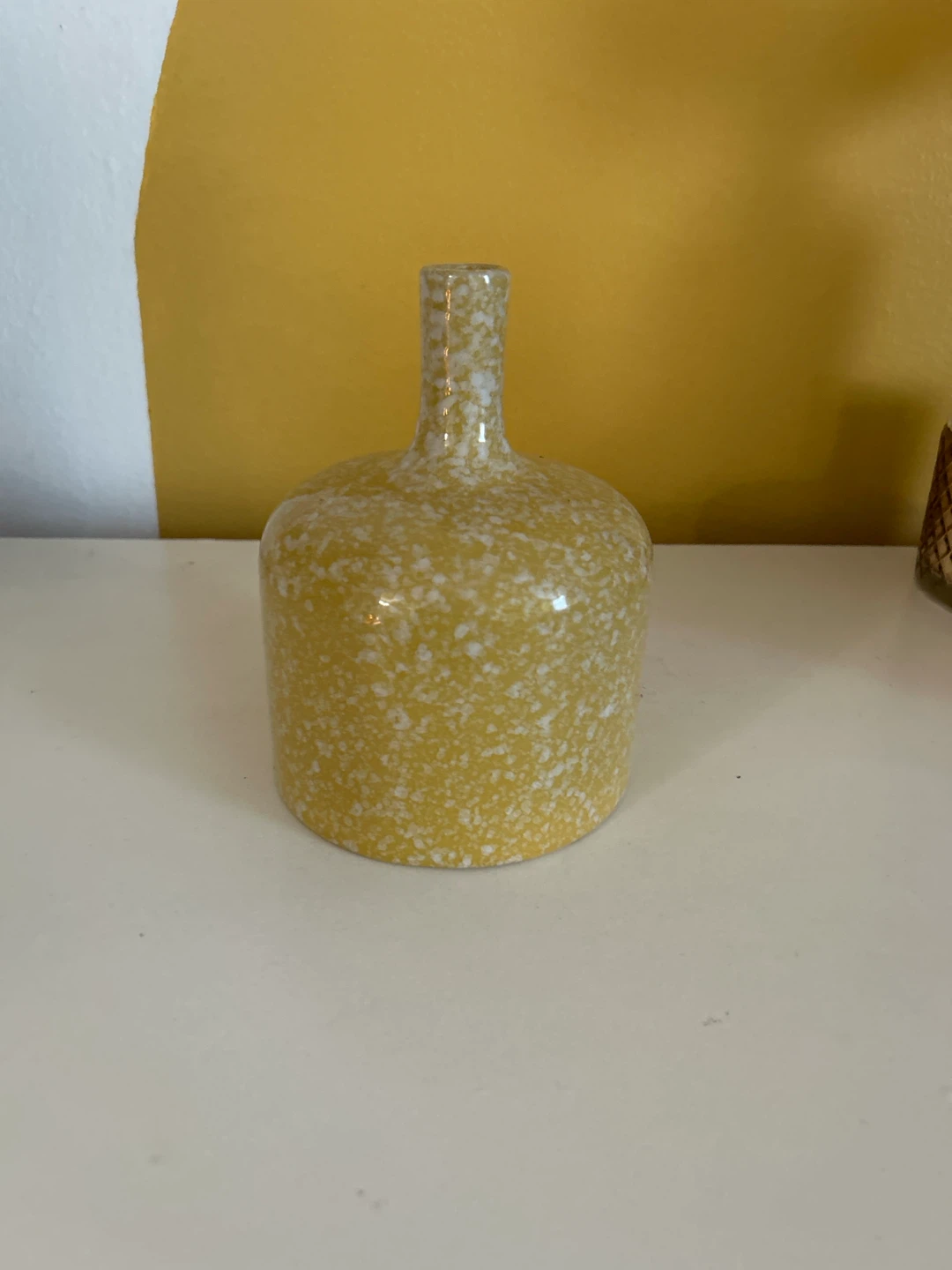 Yellow Speckled Ceramic Vase 🏈