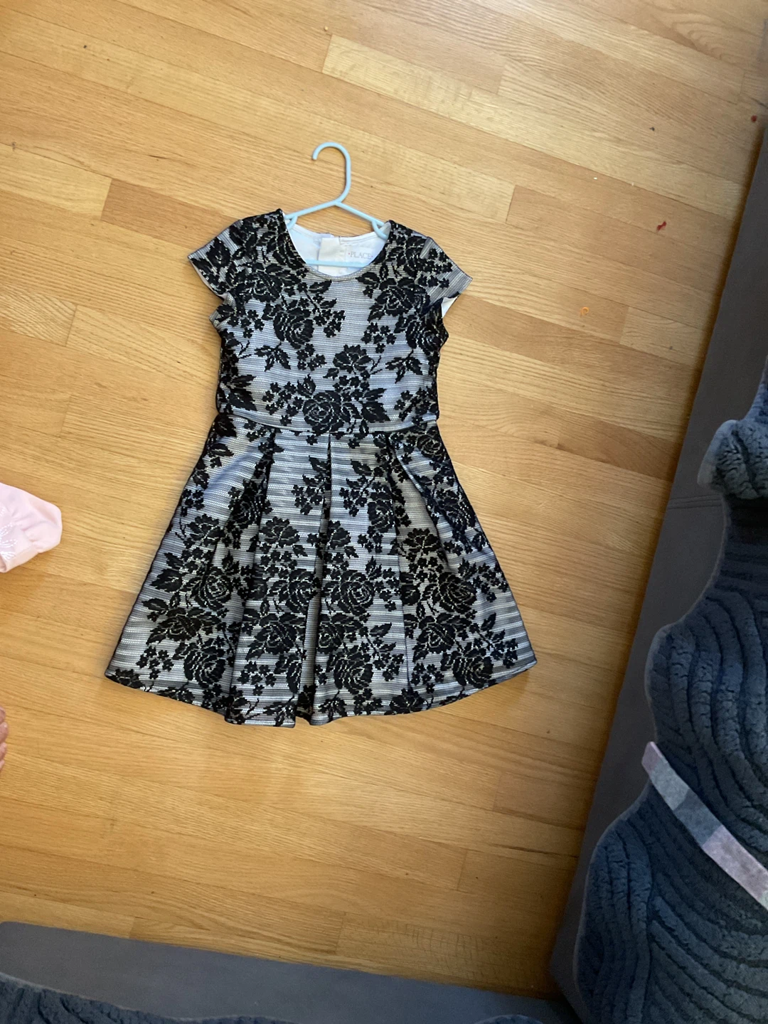 Girls' Special Occasion Dresses, $12 each dress - photo 4