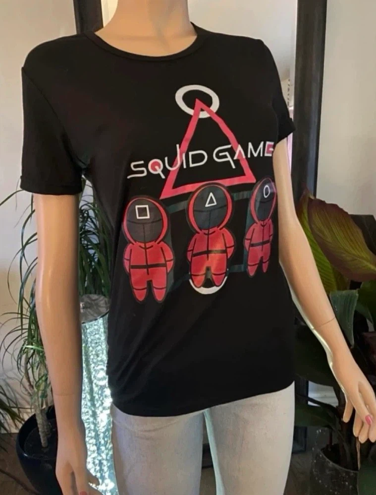 🏈 NEW Ladies Squid Game Graphic T-Shirt Black Small - photo 2