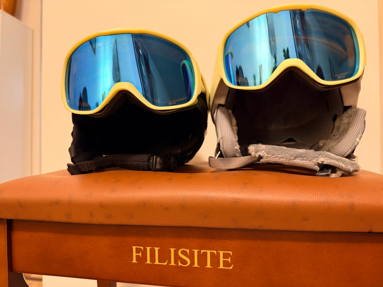 Snowboarding Helmets Men and Women - photo 2