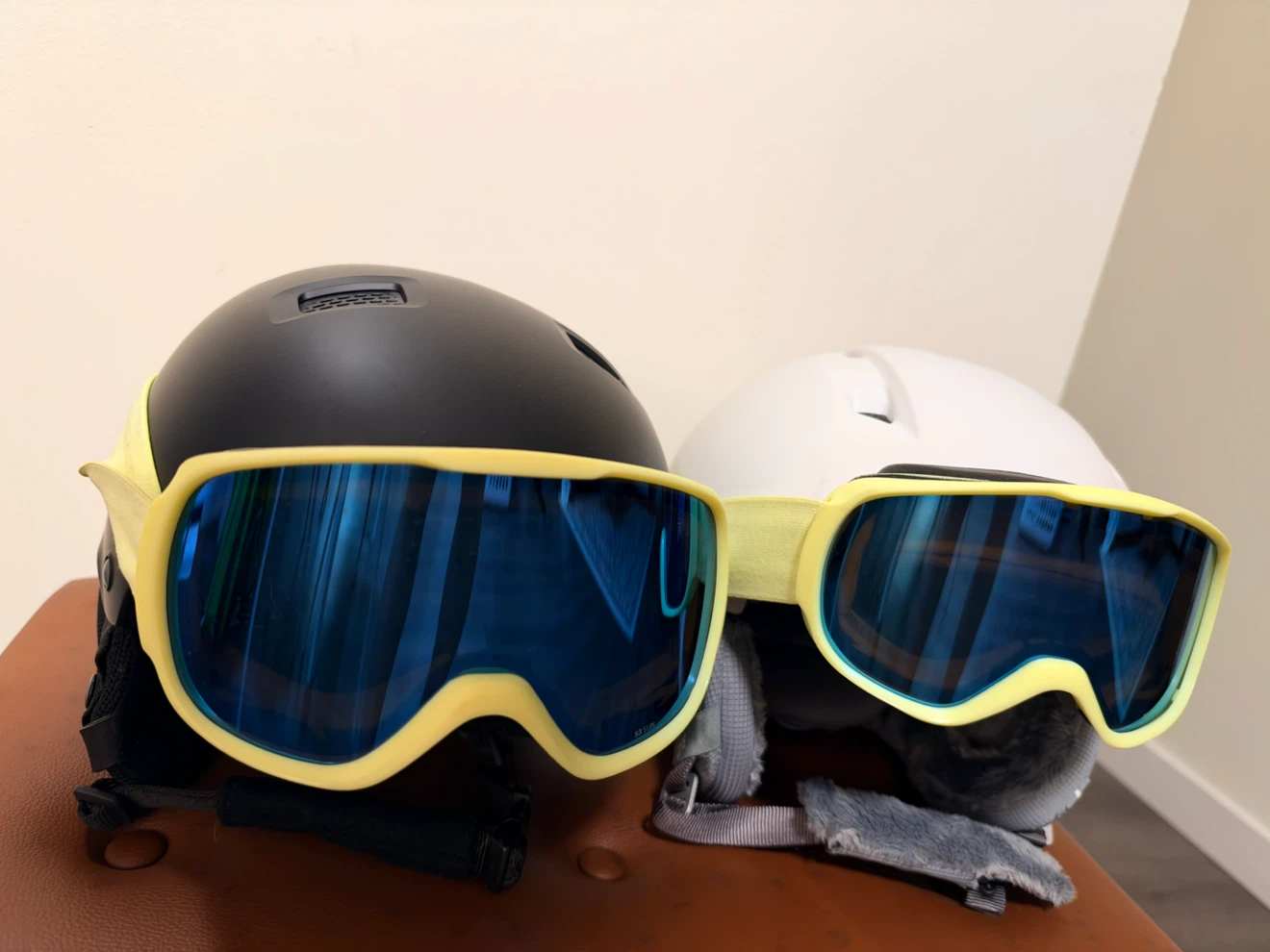 Snowboarding Helmets Men and Women - photo 4