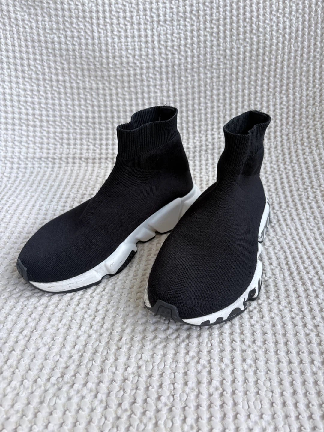 Balenciaga Speed Graffiti Sneakers - photo 5