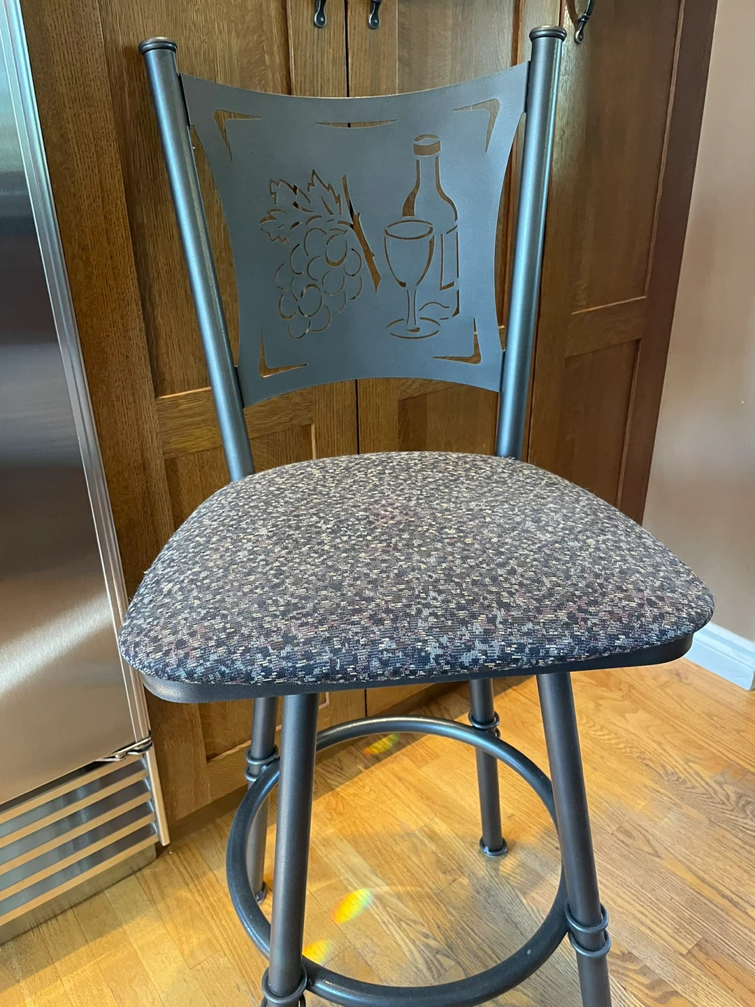 Metal Bar Height Stool with Wine Motif