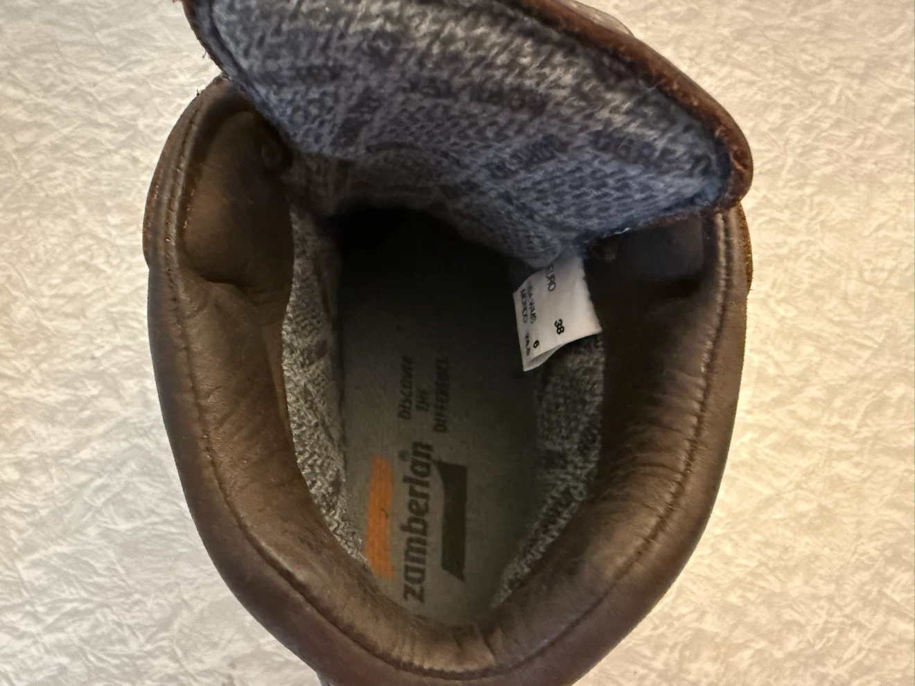 Women’s Gortex Zamberlan Hiking Boots - photo 5