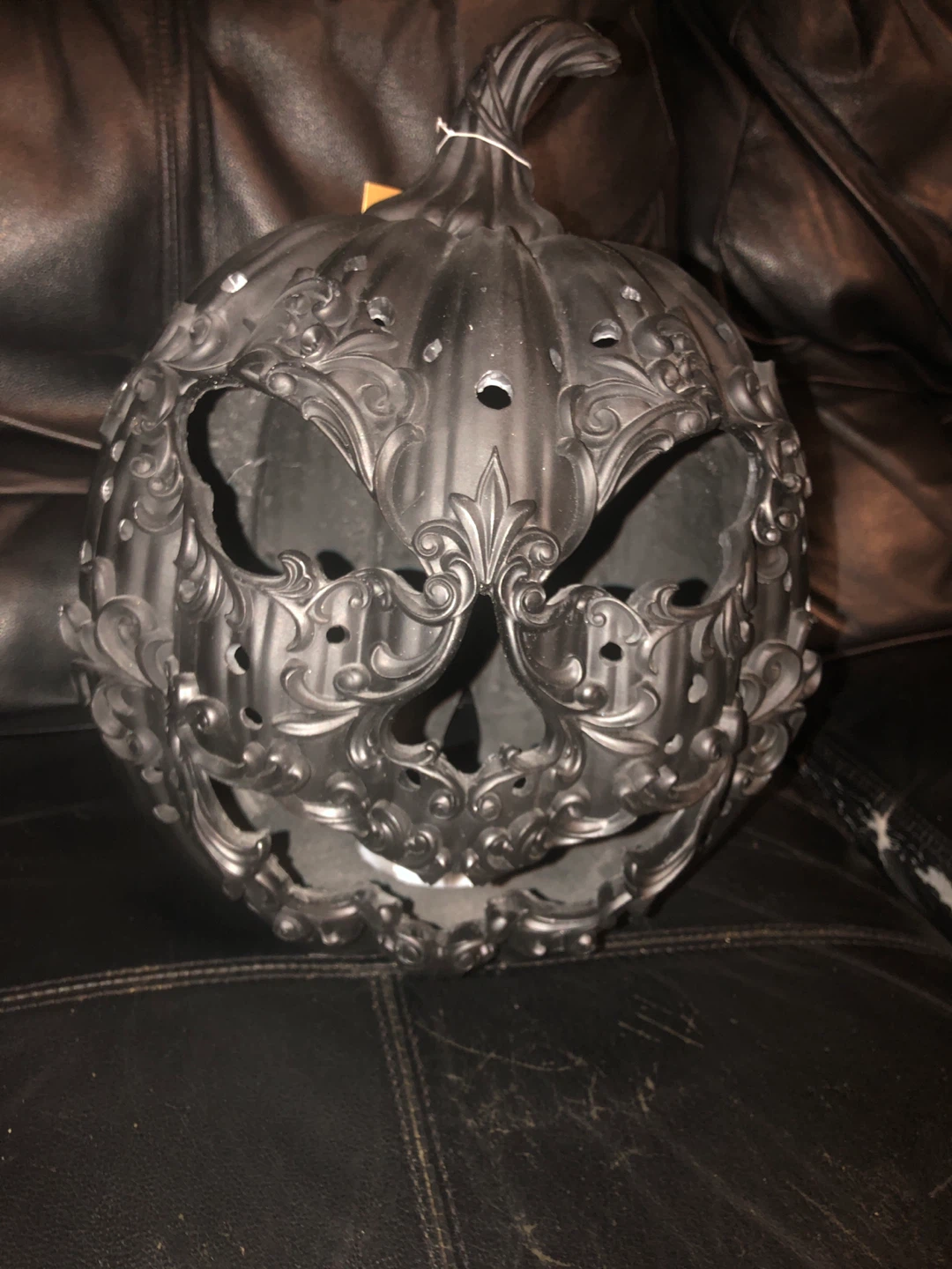 Black Decorative Scrollwork Pumpkin 🏈