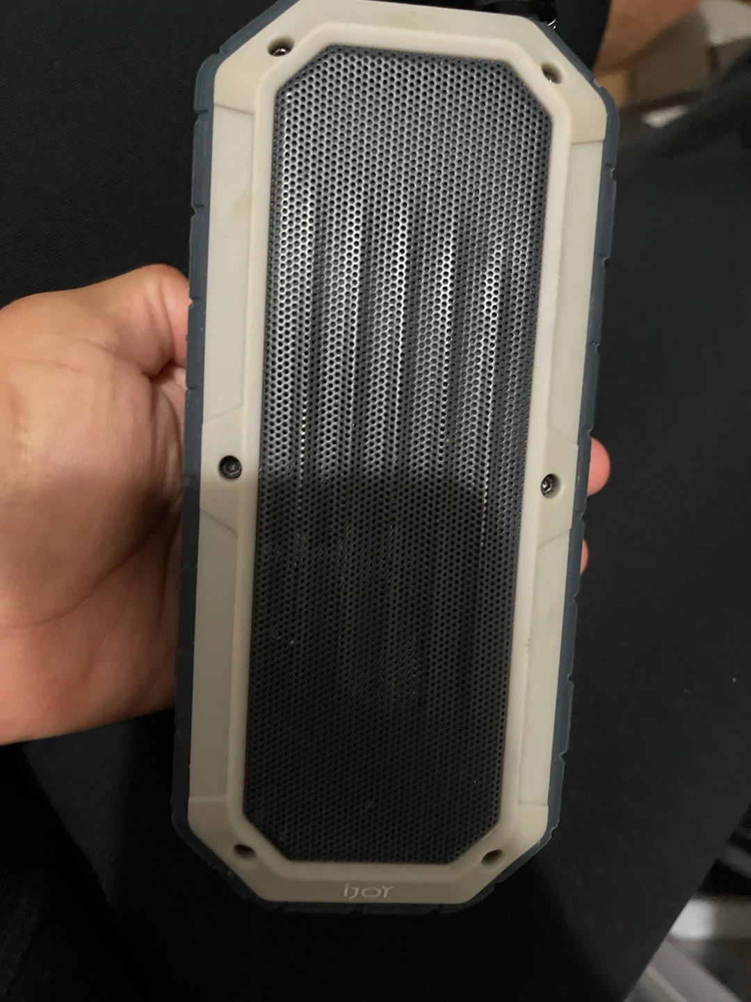 iJoy Bluetooth Speaker if pick up today only $5