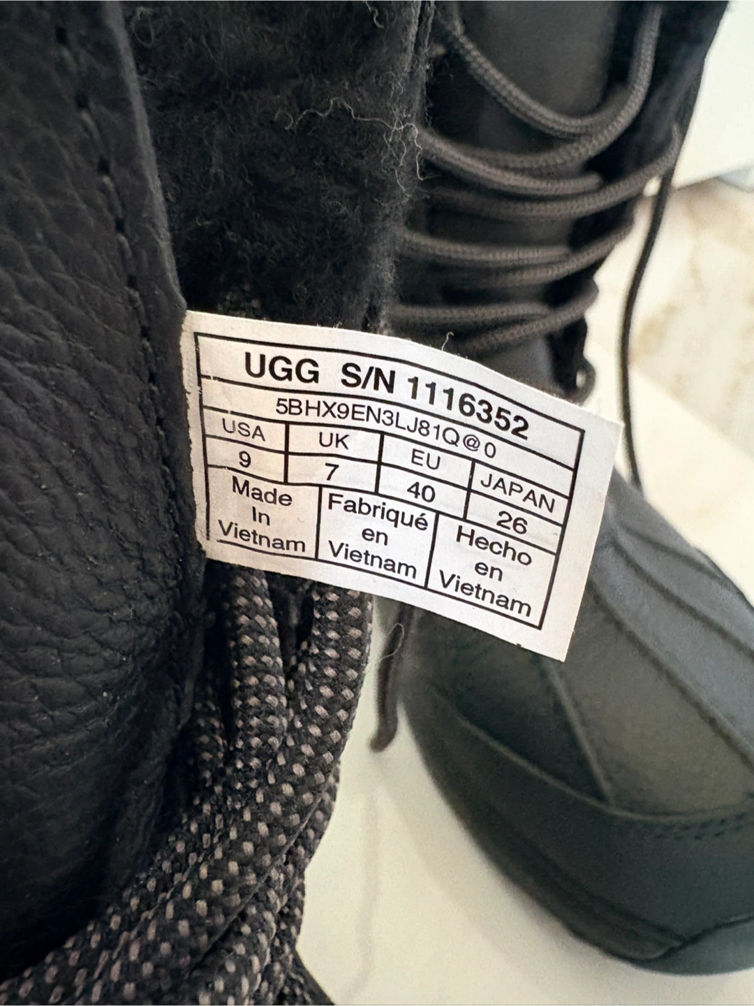 UGG Waterproof Boots Black Size 9 - photo 4
