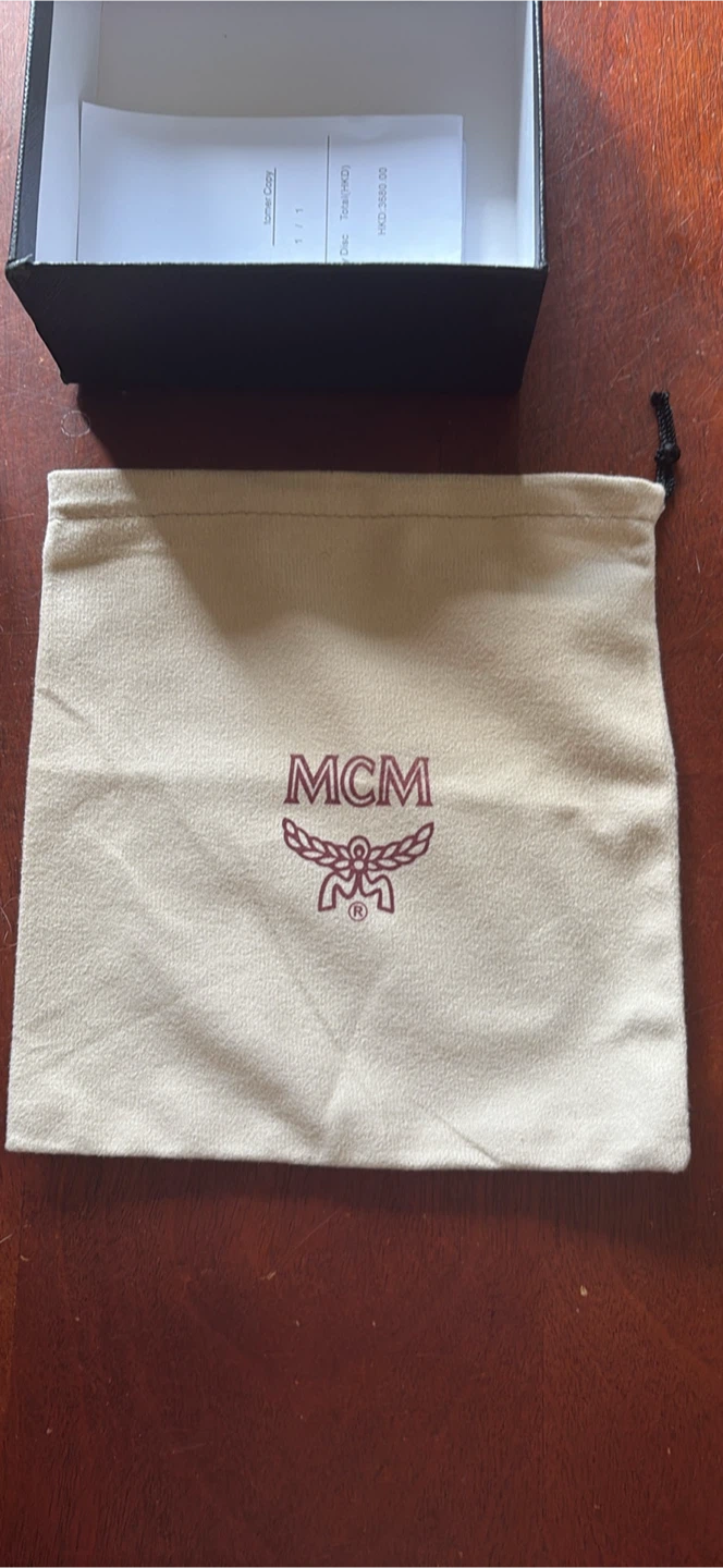 MCM Red Visetos Belt with Gold M Buckle - photo 4
