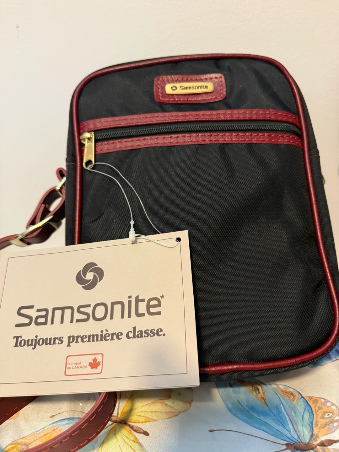 New Samsonite crossbody bag