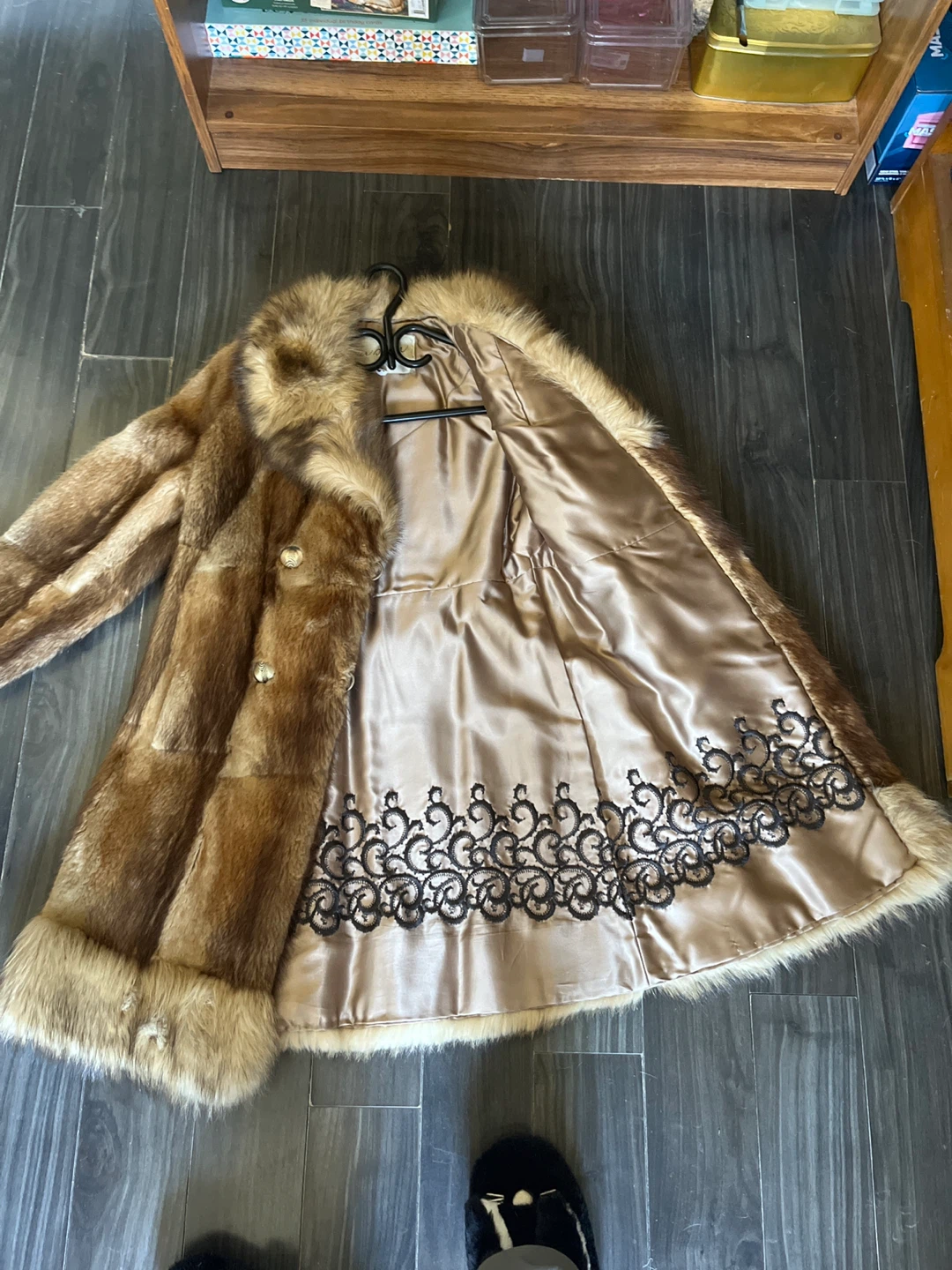 Vintage Royal Court Faux Fur Coat - photo 3