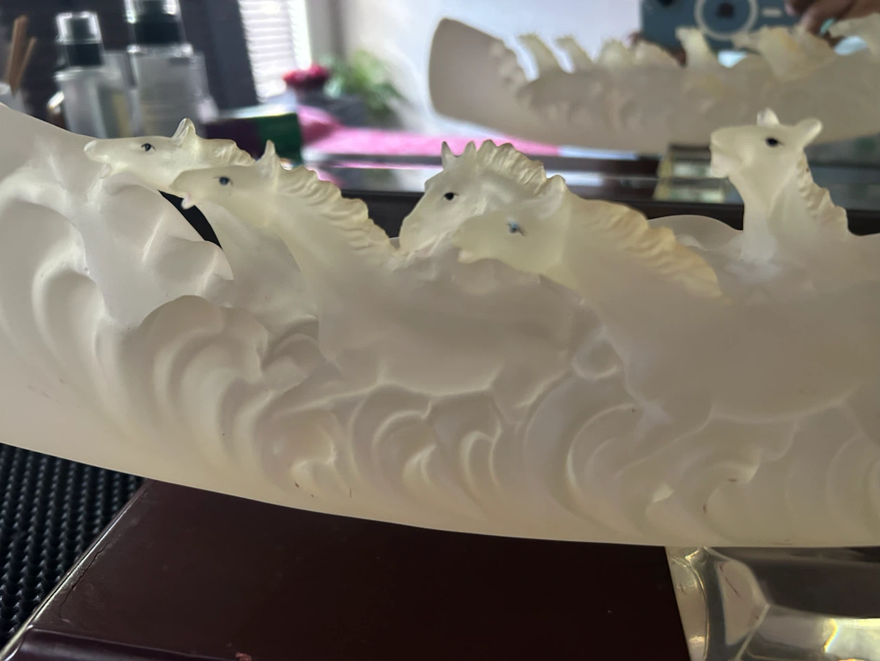 Frosted Glass Horse Sculpture - photo 3