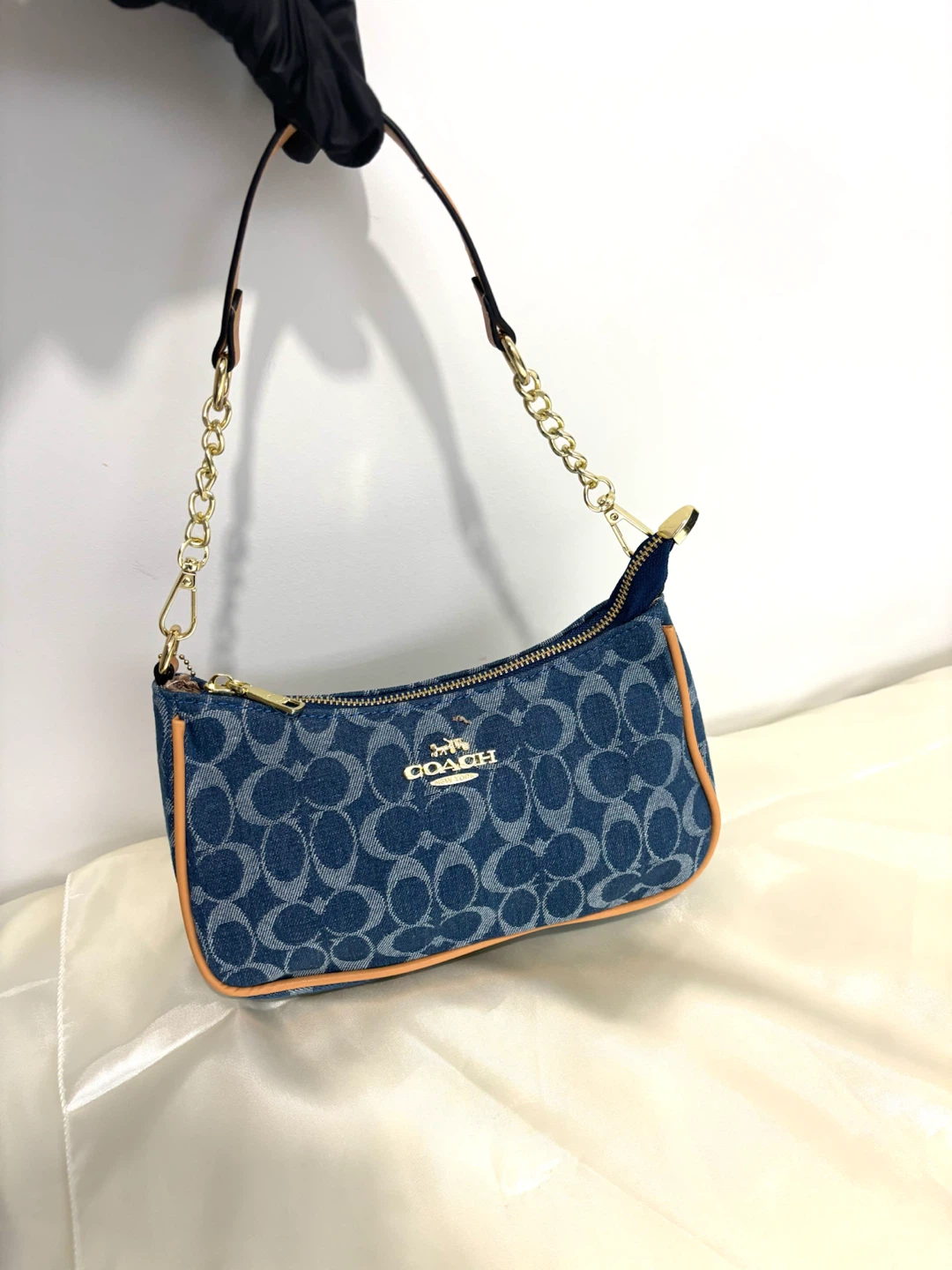 Assorted Designer Handbags - photo 4