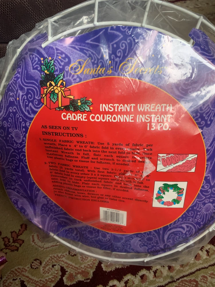 Santa's Secrets Instant Wreath 13 inch