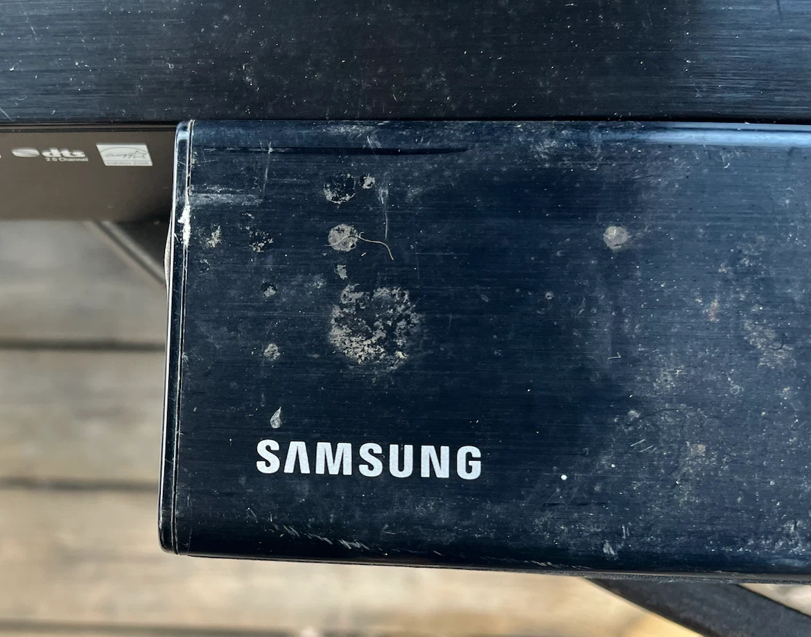 Monster Soundbar and Samsung Soundbar - photo 2