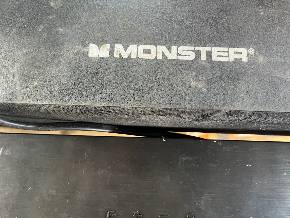 Monster Soundbar and Samsung Soundbar - photo 4