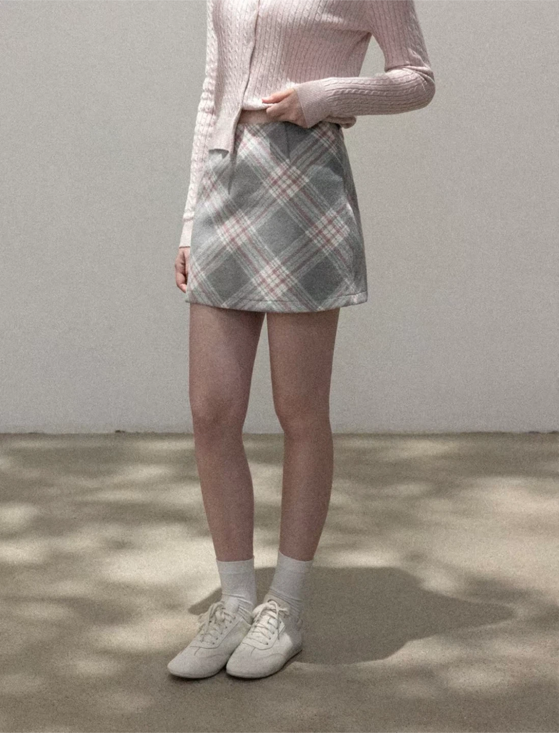 NEW-Grey Plaid Pattern Mini Skirt
