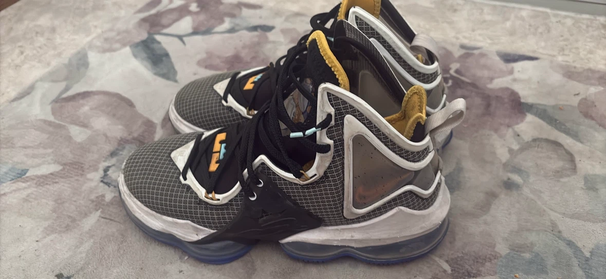 Nike LeBron 19 Basketball Shoes, Size: 8.5 - photo 2