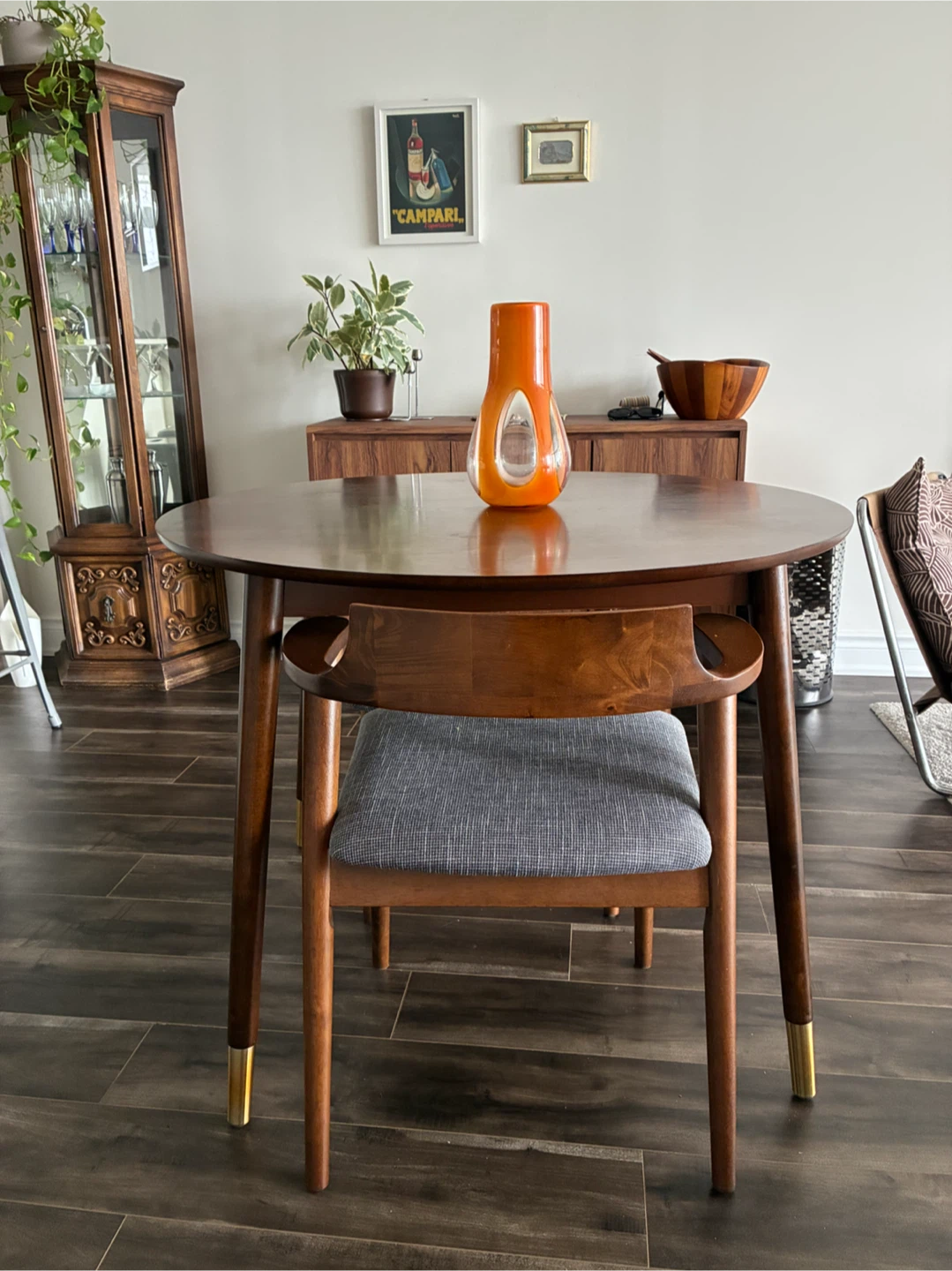 MOVING SALE 🌟 MCM-inspired Dining Set