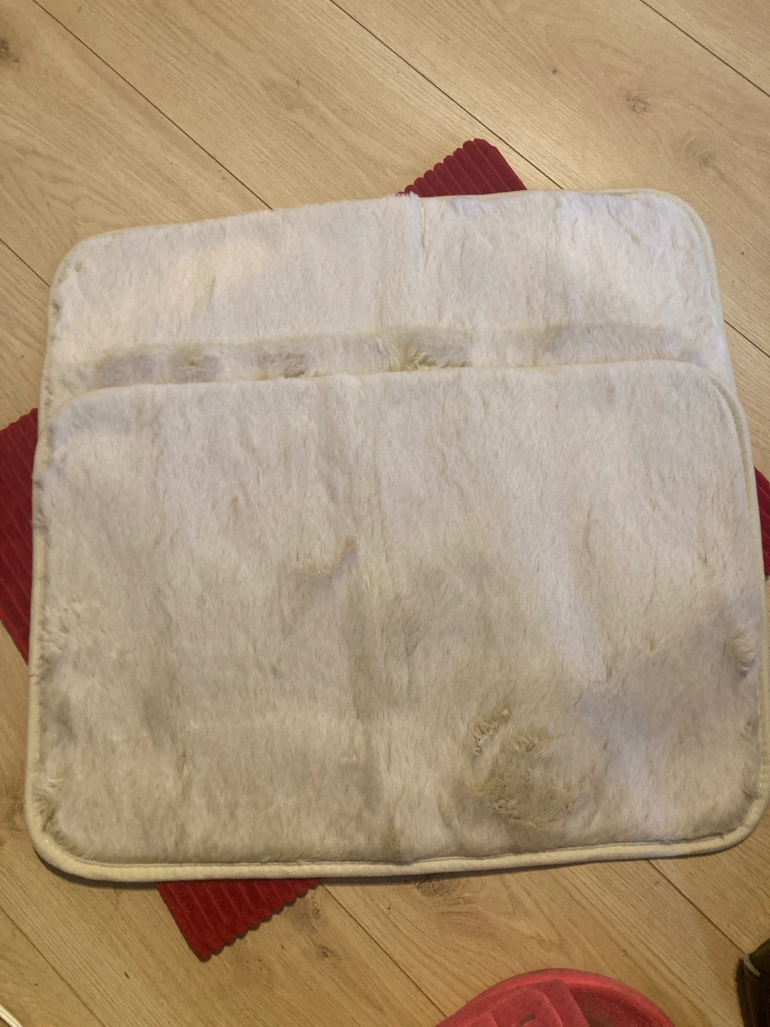 Set of Two Cream Faux Fur Mats