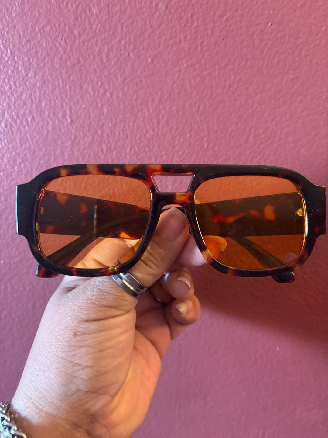 🏈 Tortoiseshell Aviator Sunglasses with Orange Lenses