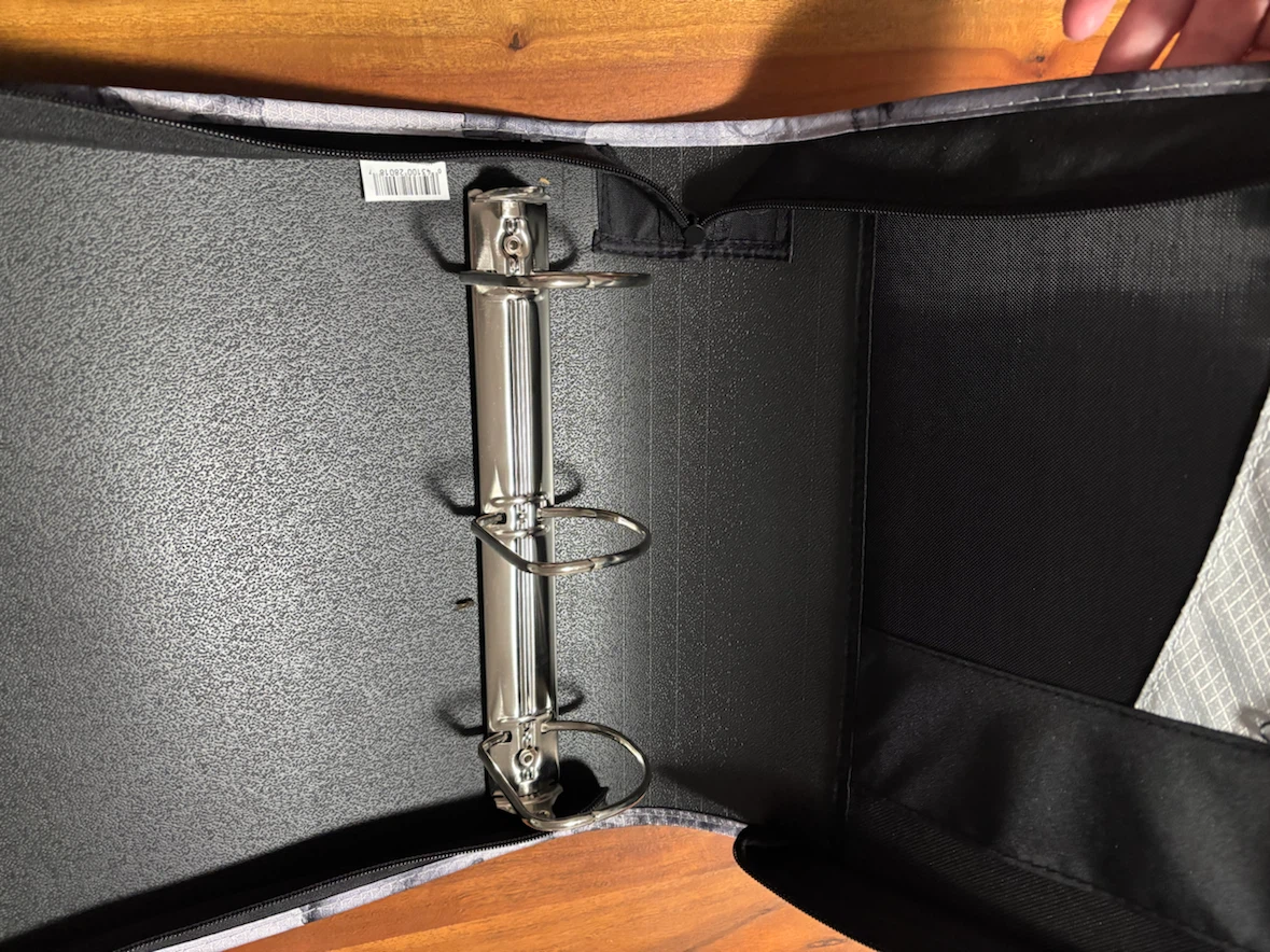 Five Star 3-Inch Zipper Binders 🏈 - photo 2