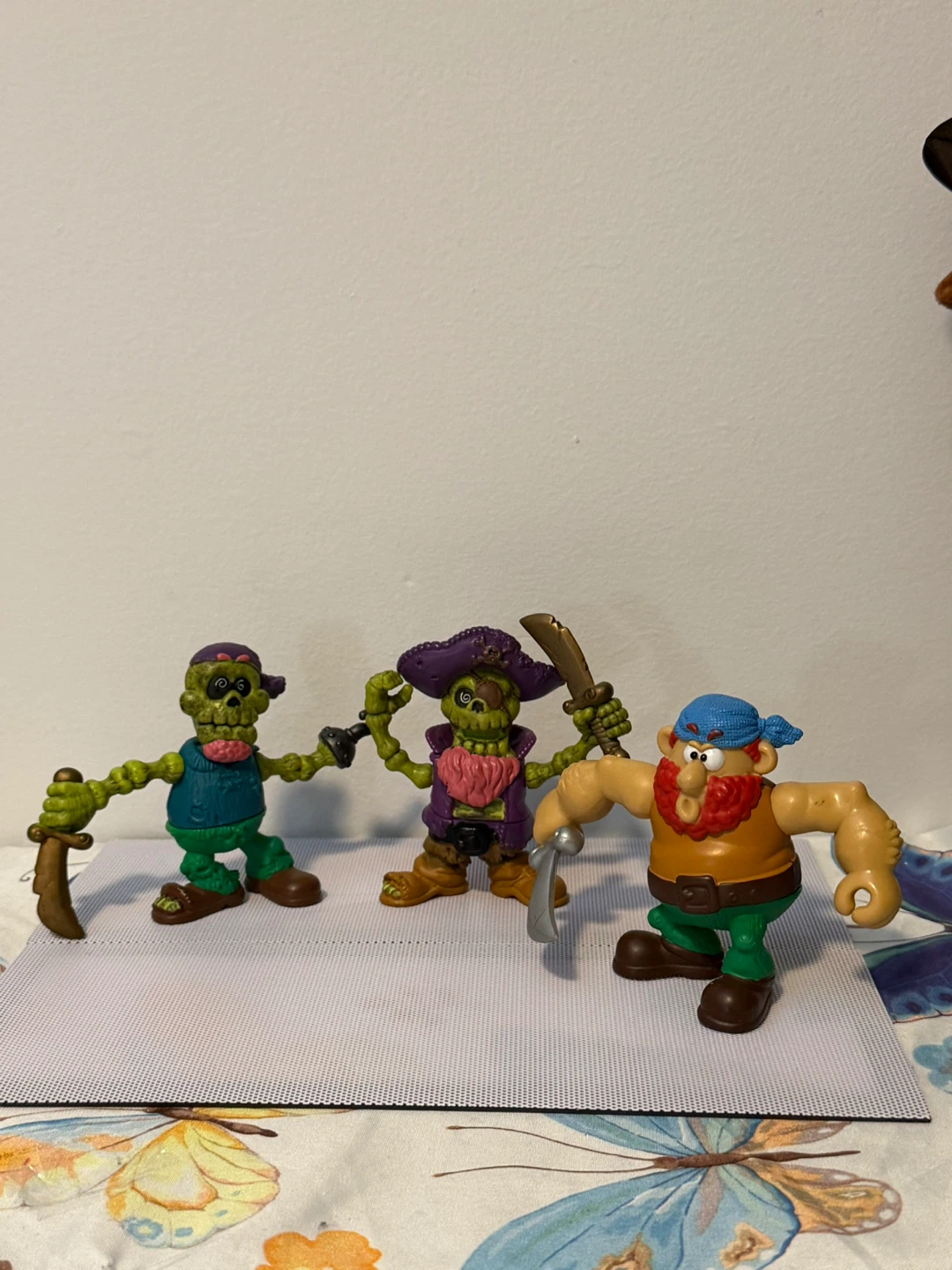 Set of 3 Pirate Action Figures