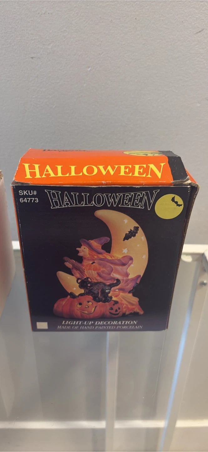 Danbury Mint Light-Up Pumpkin Trio Decoration
