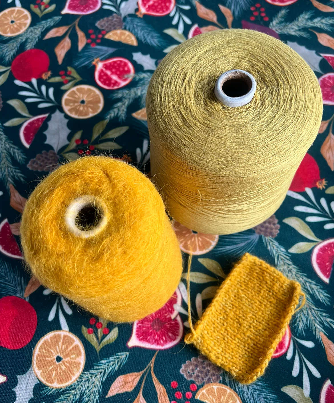 UPW | 10% Cashmere, 90% Extrafine Merino | 2/26 - photo 3
