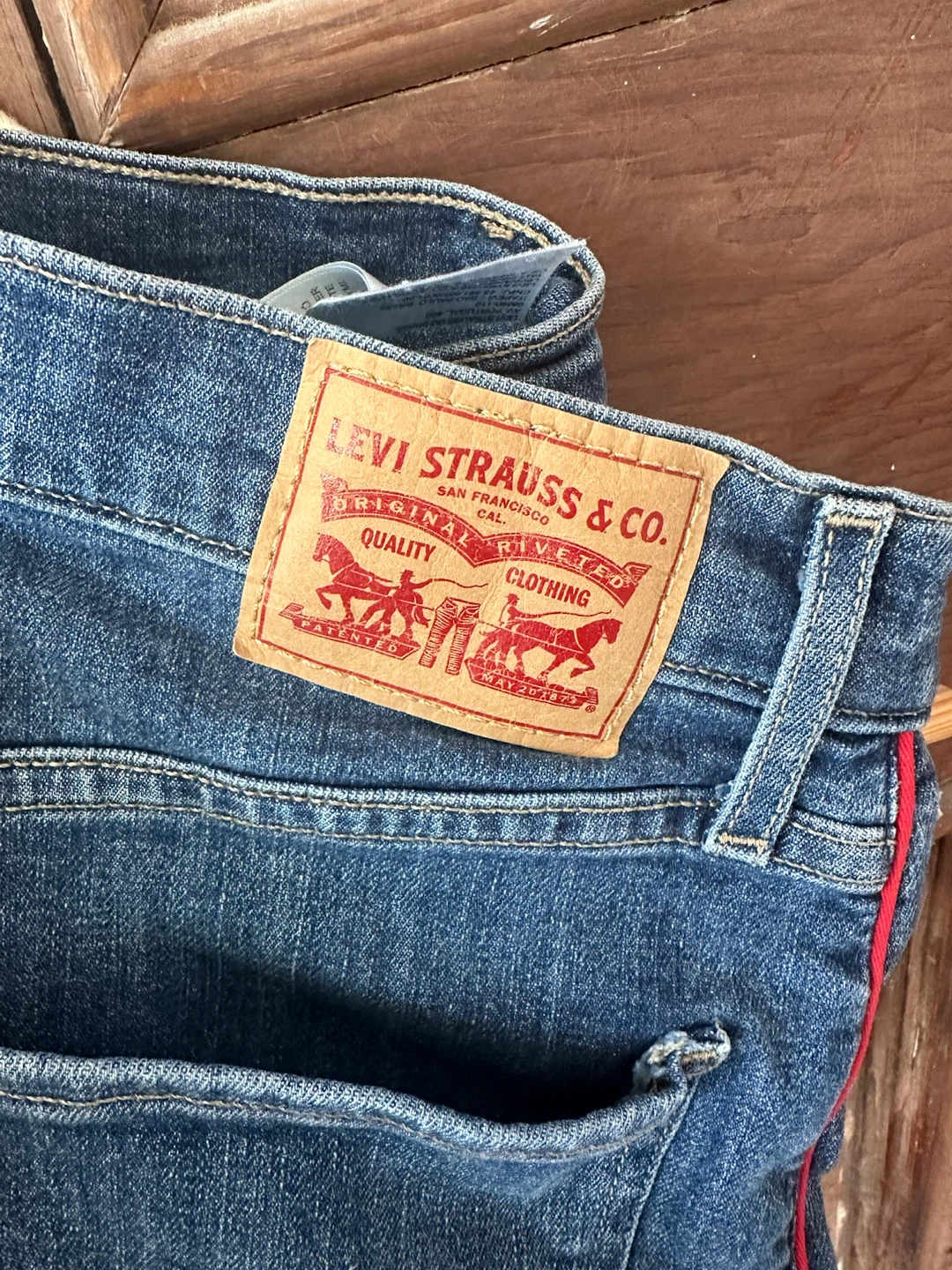 Red striped Levi’s jeans - photo 3