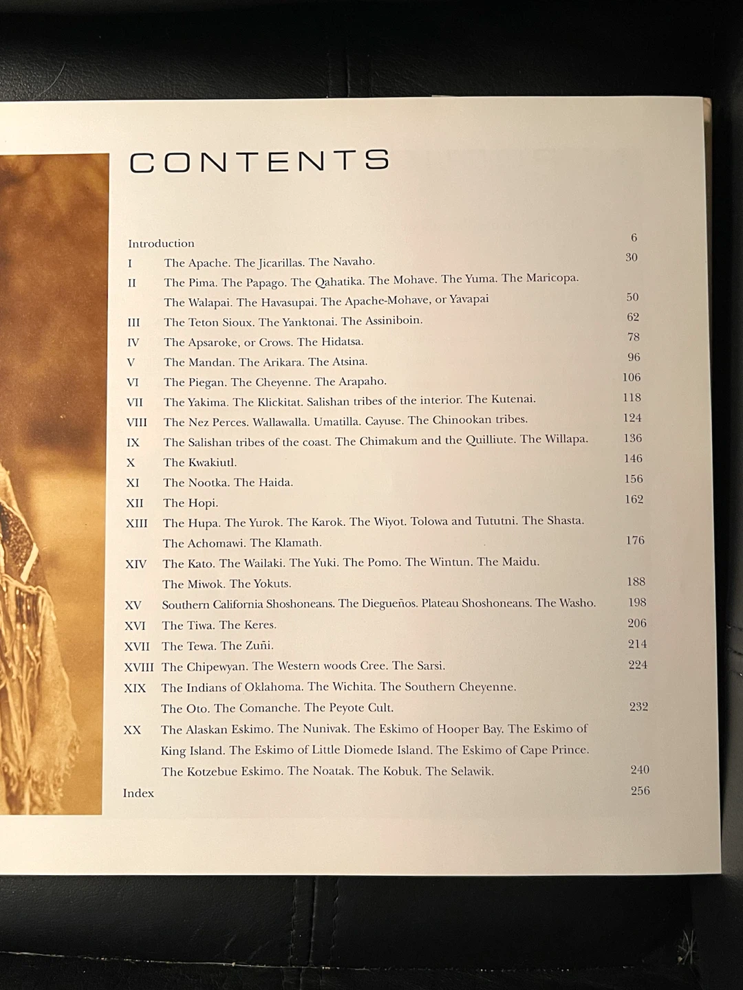 🏈Edward S. Curtis: Visions of the First Americans Book - photo 4