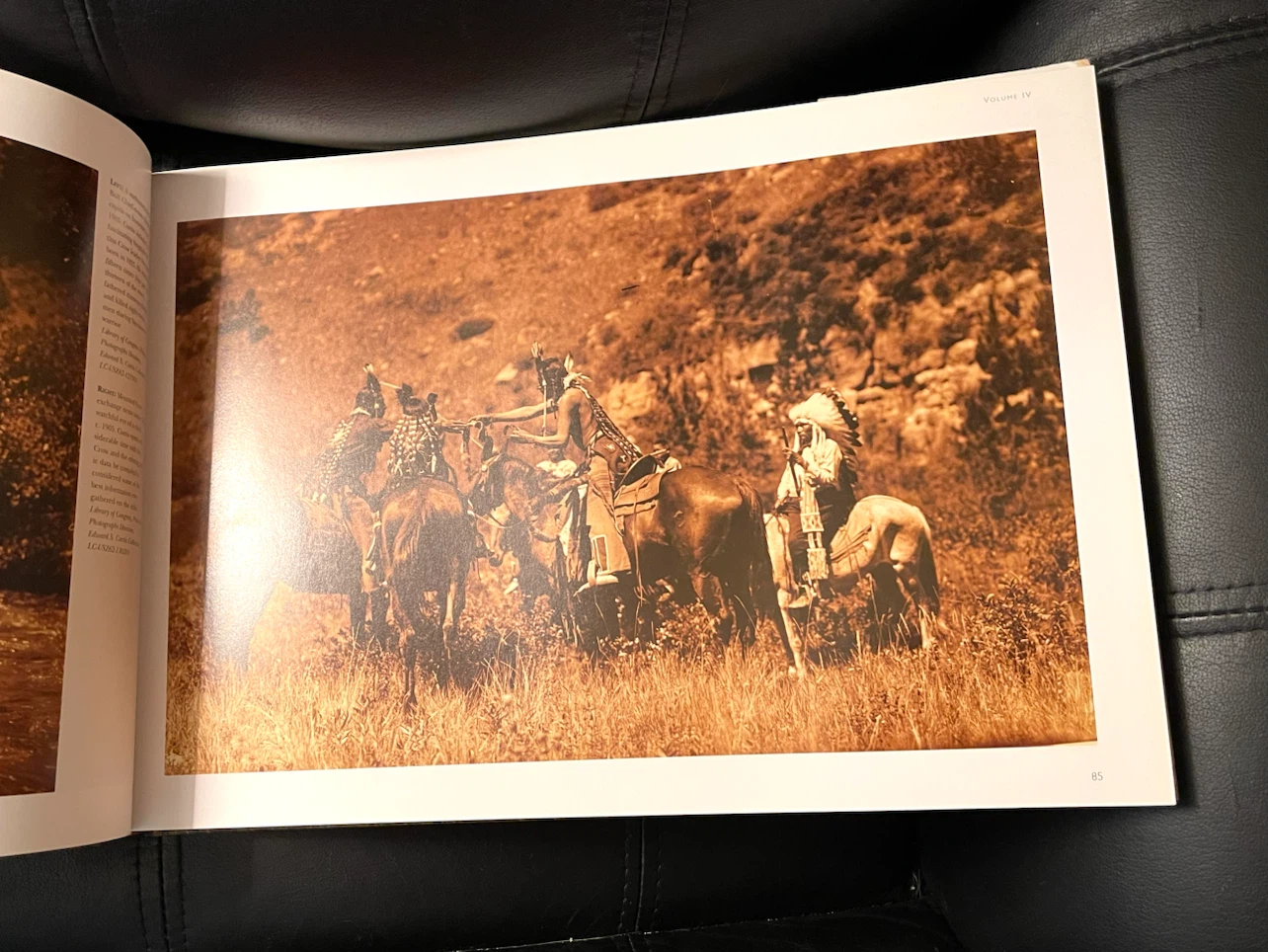 🏈Edward S. Curtis: Visions of the First Americans Book - photo 5