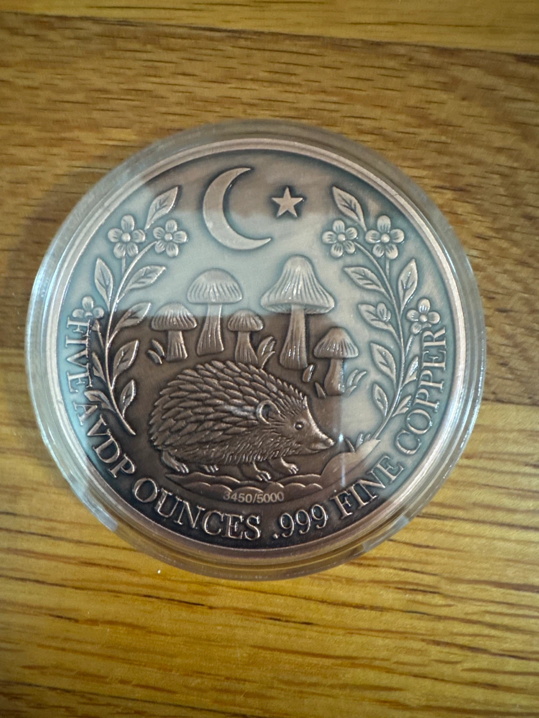 5 oz .999 Fine Copper Hedgehog Art Round 🏈 - photo 2