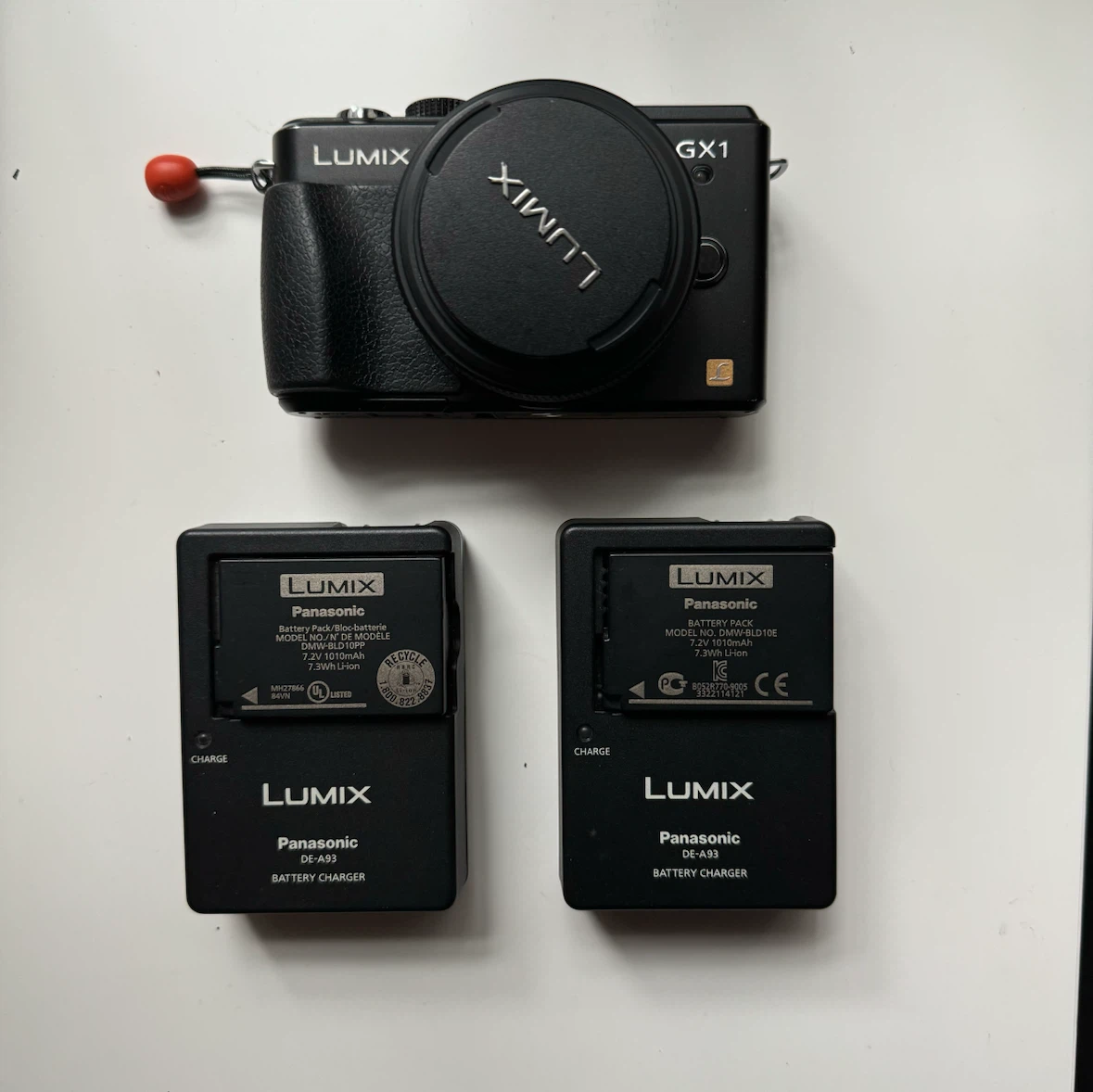 Panasonic Lumix GX1 Mirrorless Camera + 20mm F1.7 Mark II - photo 2