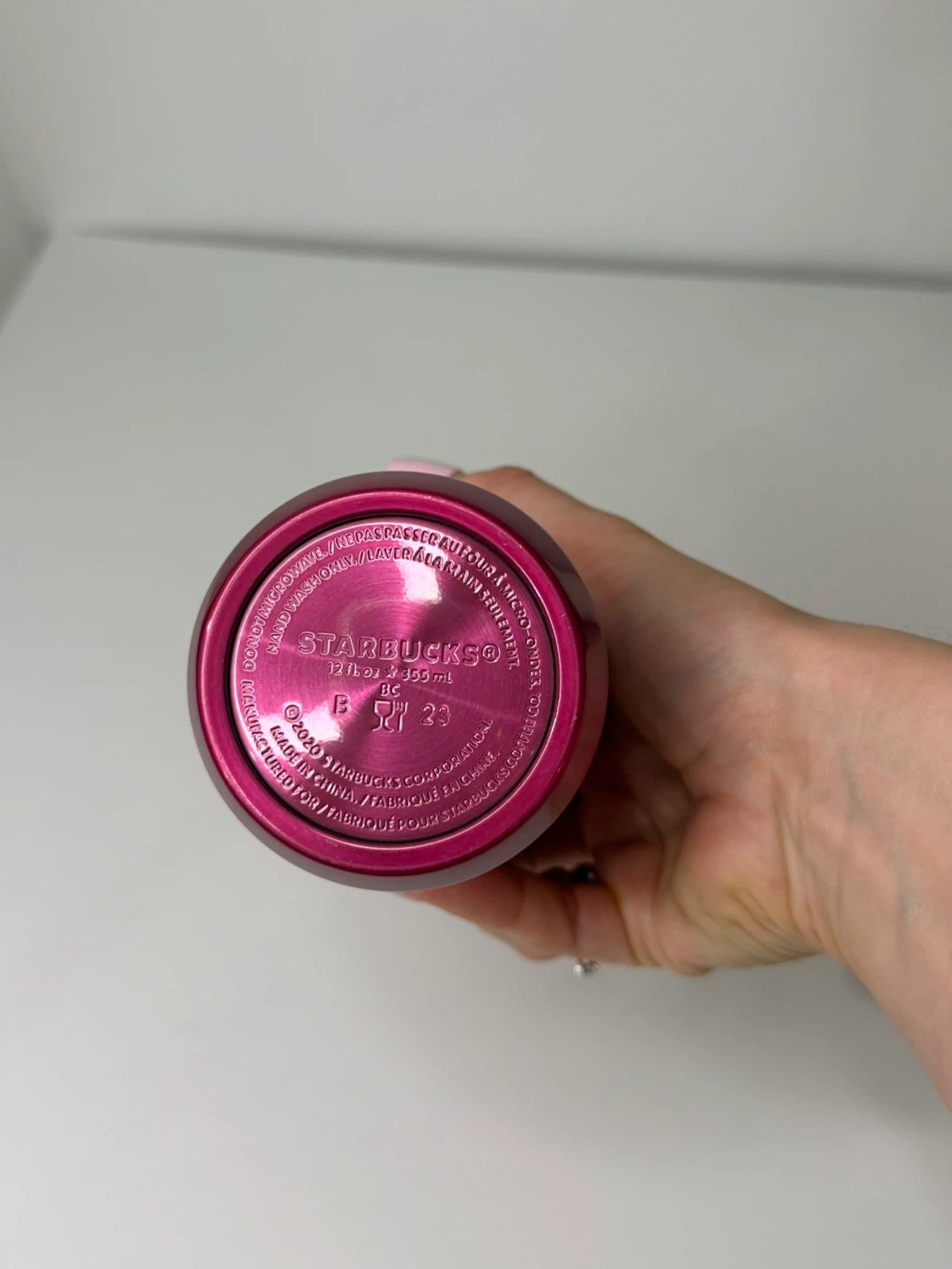 Starbucks 12 oz Pink Holiday Travel Mug - photo 2