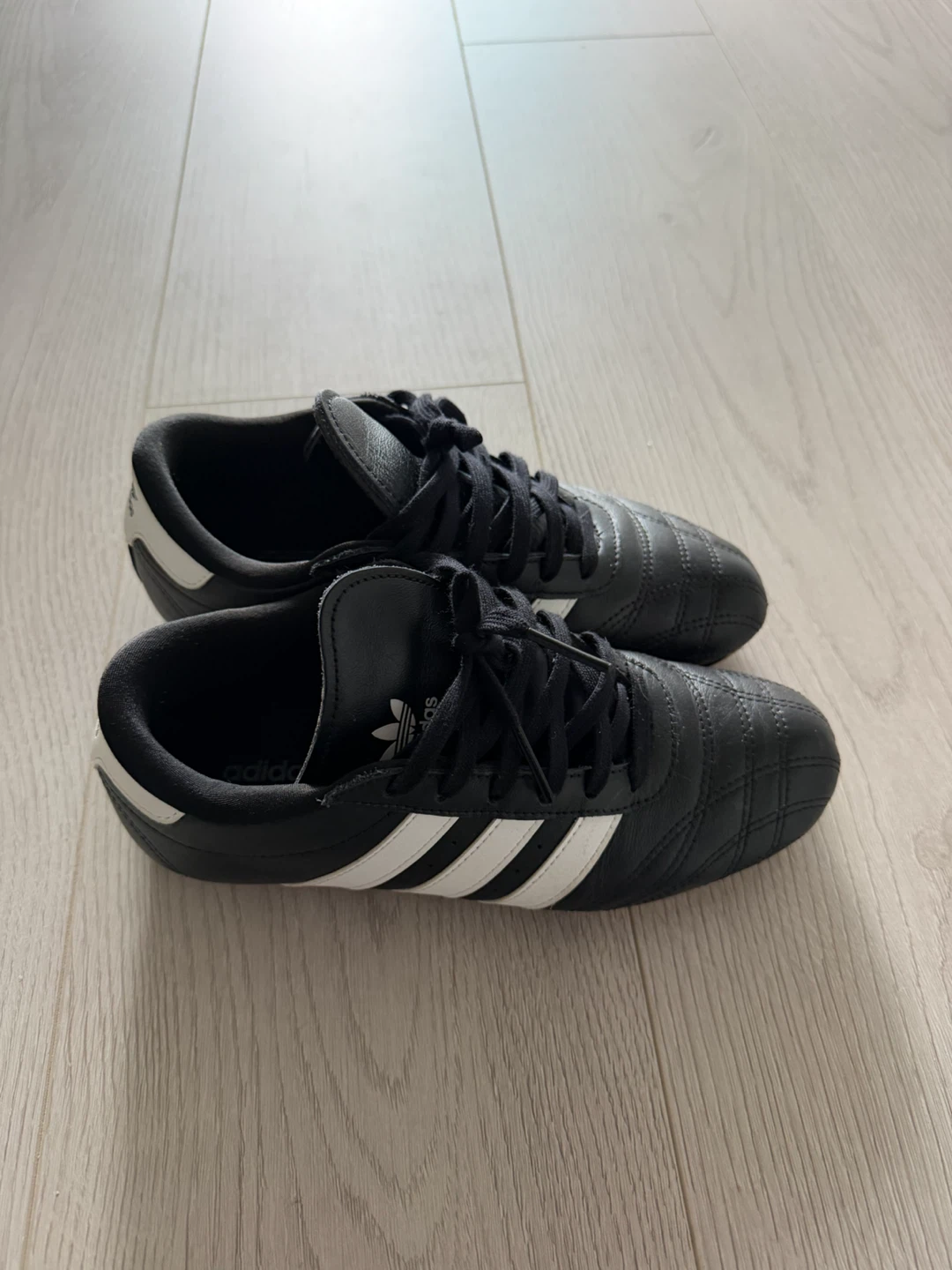 Run Terry Run - Adidas Originals Black Leather Shoes - photo 3
