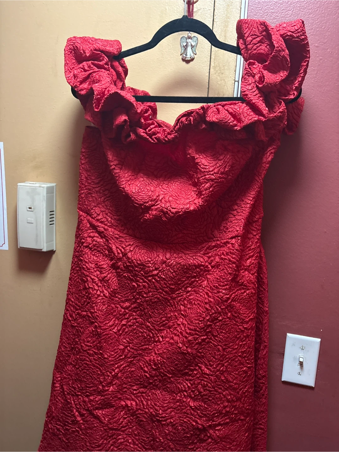 🏈 Aomei Red Off-the-Shoulder Dress New