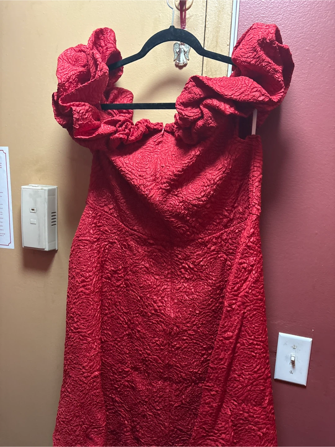 🏈 Aomei Red Off-the-Shoulder Dress New - photo 4