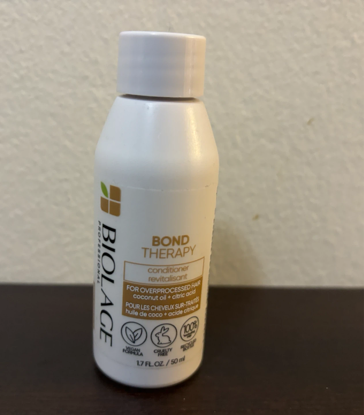 NEW-CLEARANCE-Biolage Bond Therapy Conditioner