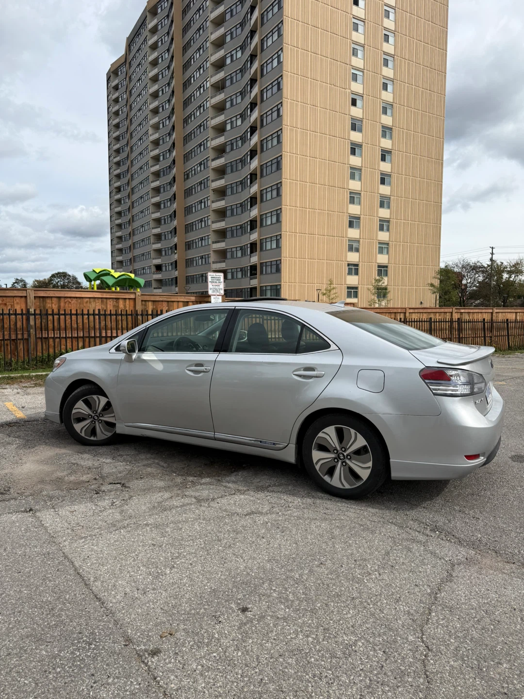 Lexus HS 250h Silver Hybrid Sedan