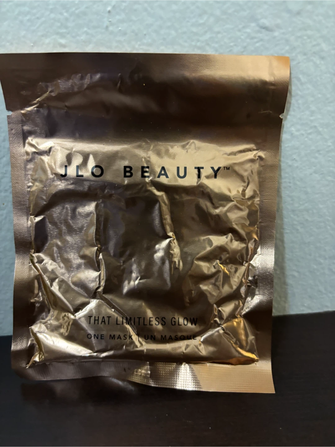 NEW-JLo Beauty That Limitless Glow Mask