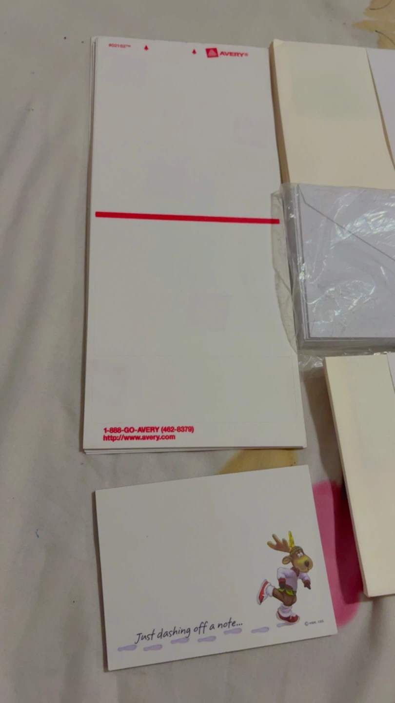 🏈 Avery Stationery and Greeting Cards Set - photo 2
